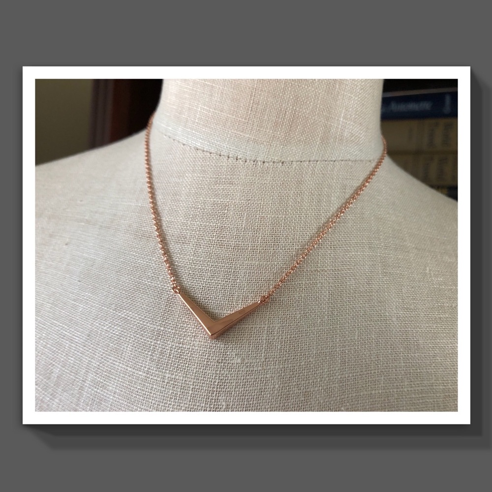 MM Melinda Maria Rose Gold Necklace NWT - Picture 2 of 3